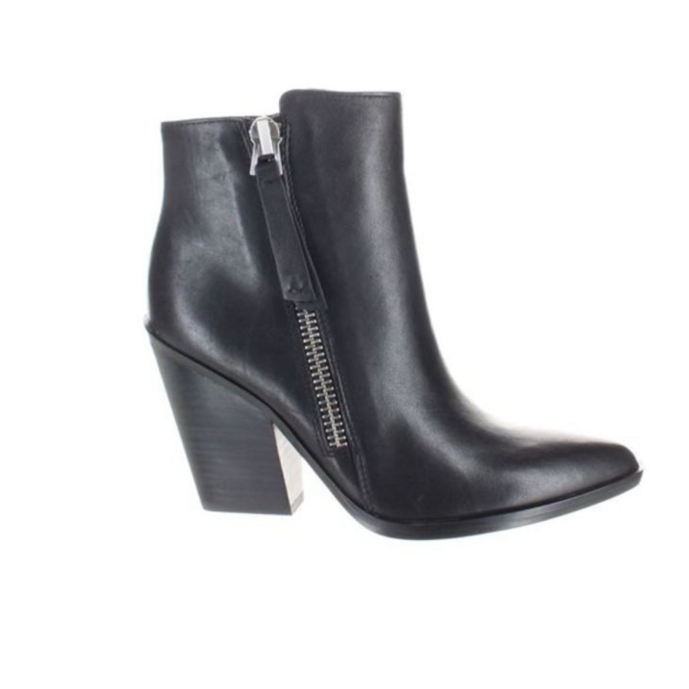 Naturalizer Rooney Ankle Boot